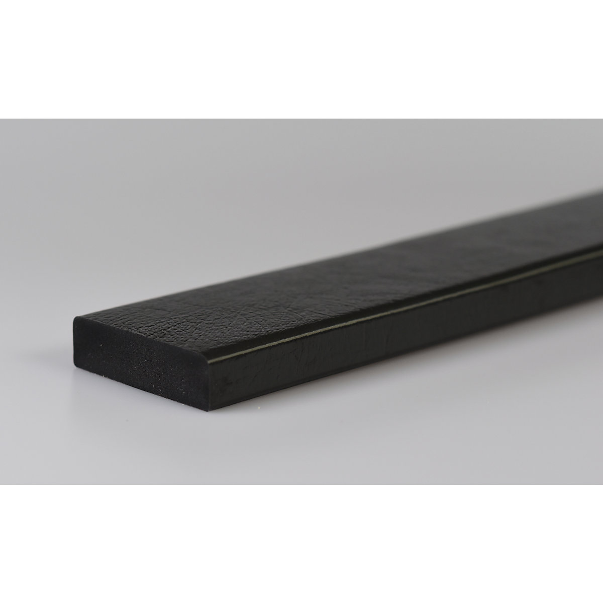 SHG – Proteção de superfícies Knuffi®, tipo S, unidade de 1 m, preto