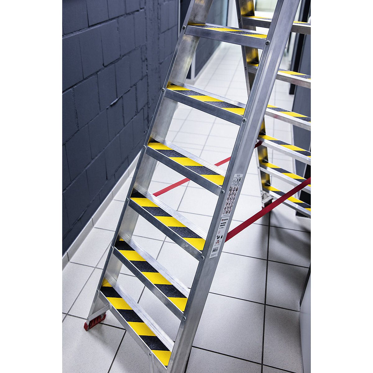 Cinta antideslizante DURALINE® GRIP+ – DURABLE (Imagen del producto 6)-5