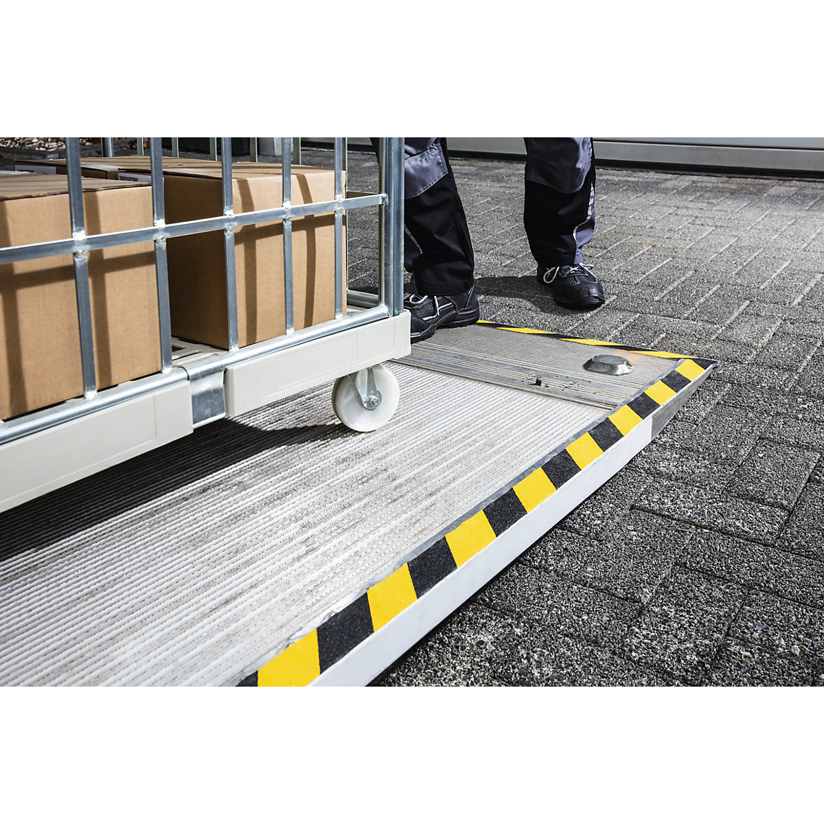 Cinta antideslizante DURALINE® GRIP+ – DURABLE (Imagen del producto 15)-14