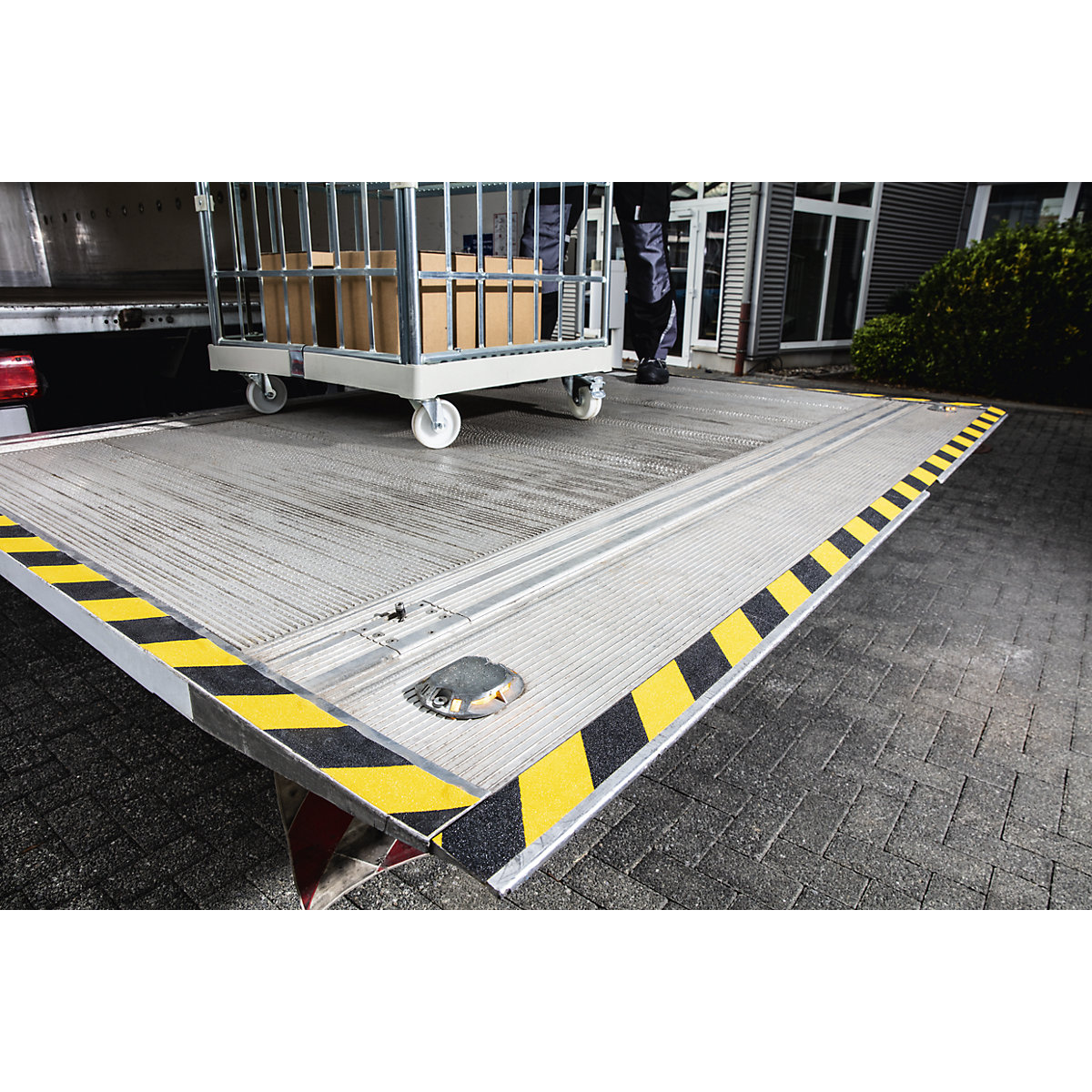 Cinta antideslizante DURALINE® GRIP+ – DURABLE (Imagen del producto 16)-15