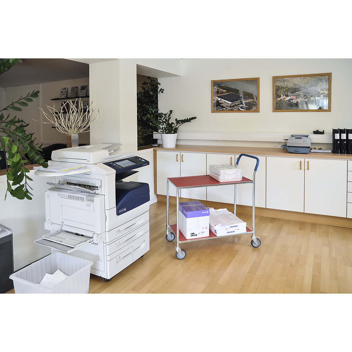 Cărucior cu banc de lucru KOMFORT – Kongamek (Imagine produs 8)-7
