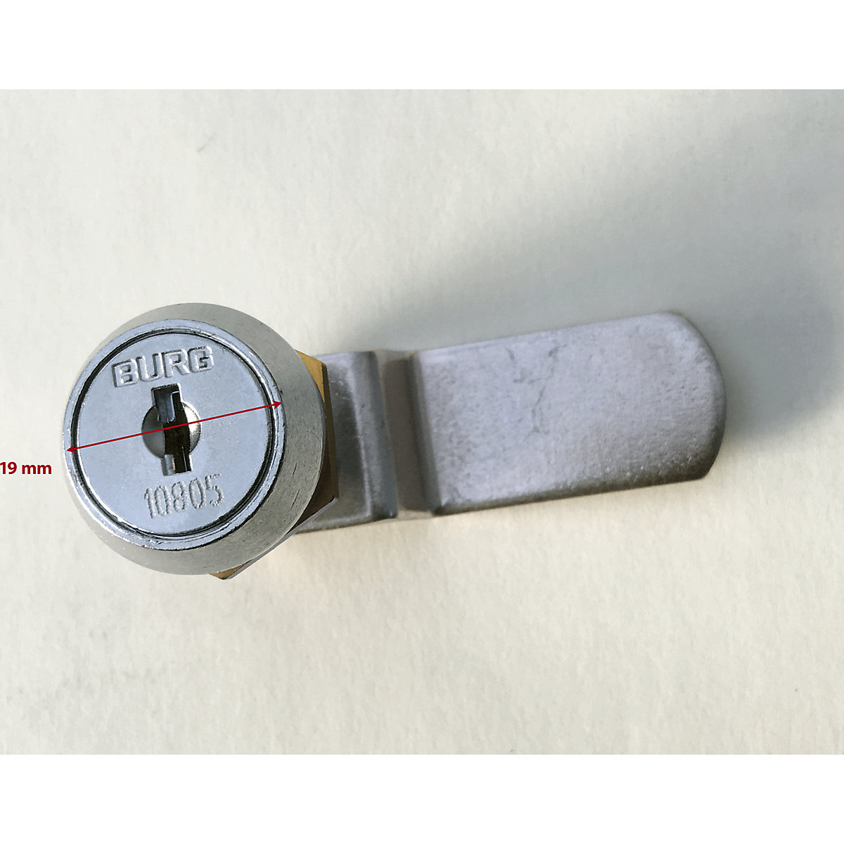 Cilindrična ključavnica za garderobne omare (Slika izdelka 3)-2
