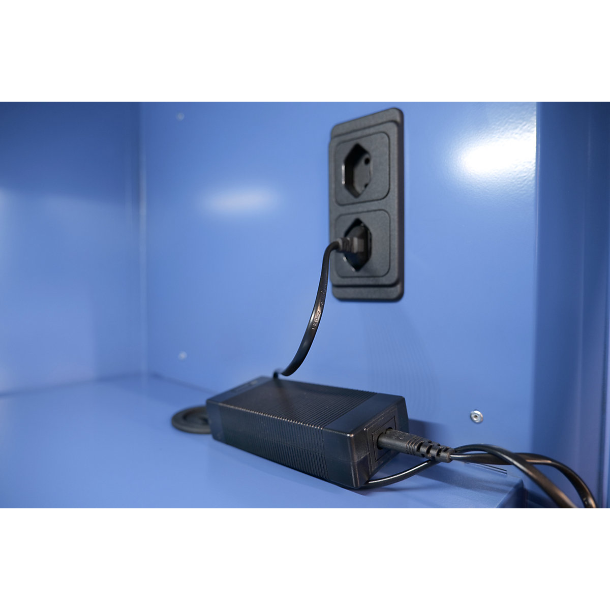 Dulap de încărcare pentru trotinetă electrică (Imagine produs 8)-7