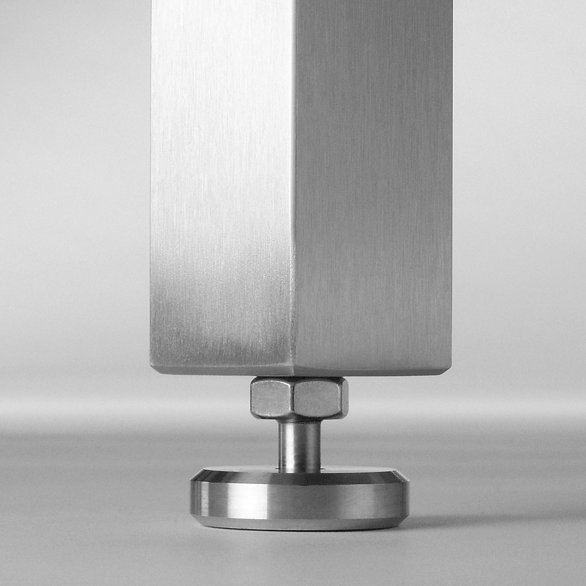 Mesa para salas blancas con tablero de trabajo liso (Imagen del producto 2)-1