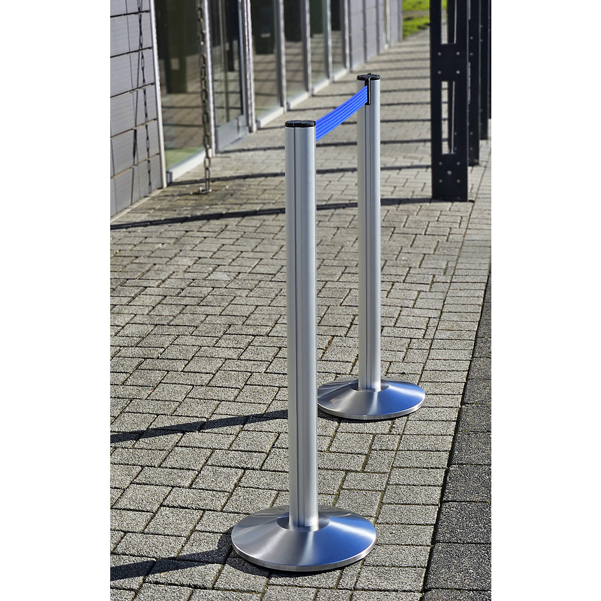 Poste de aluminio con cinta (Imagen del producto 7)-6