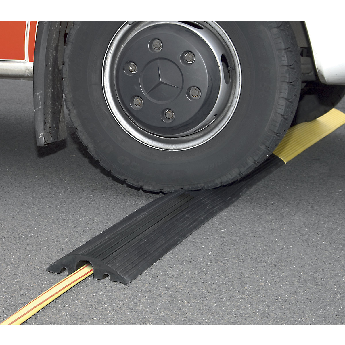 Canaleta para cables, altura 65 mm – Moravia (Imagen del producto 4)-3