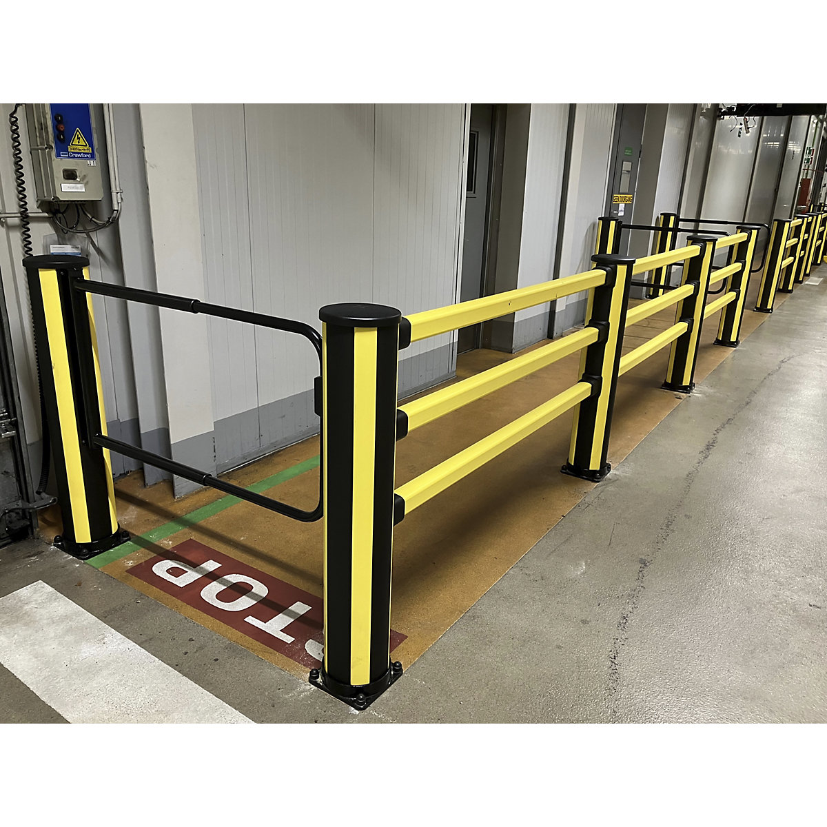 Puerta peatonal de cierre automático – Axelent (Imagen del producto 4)-3