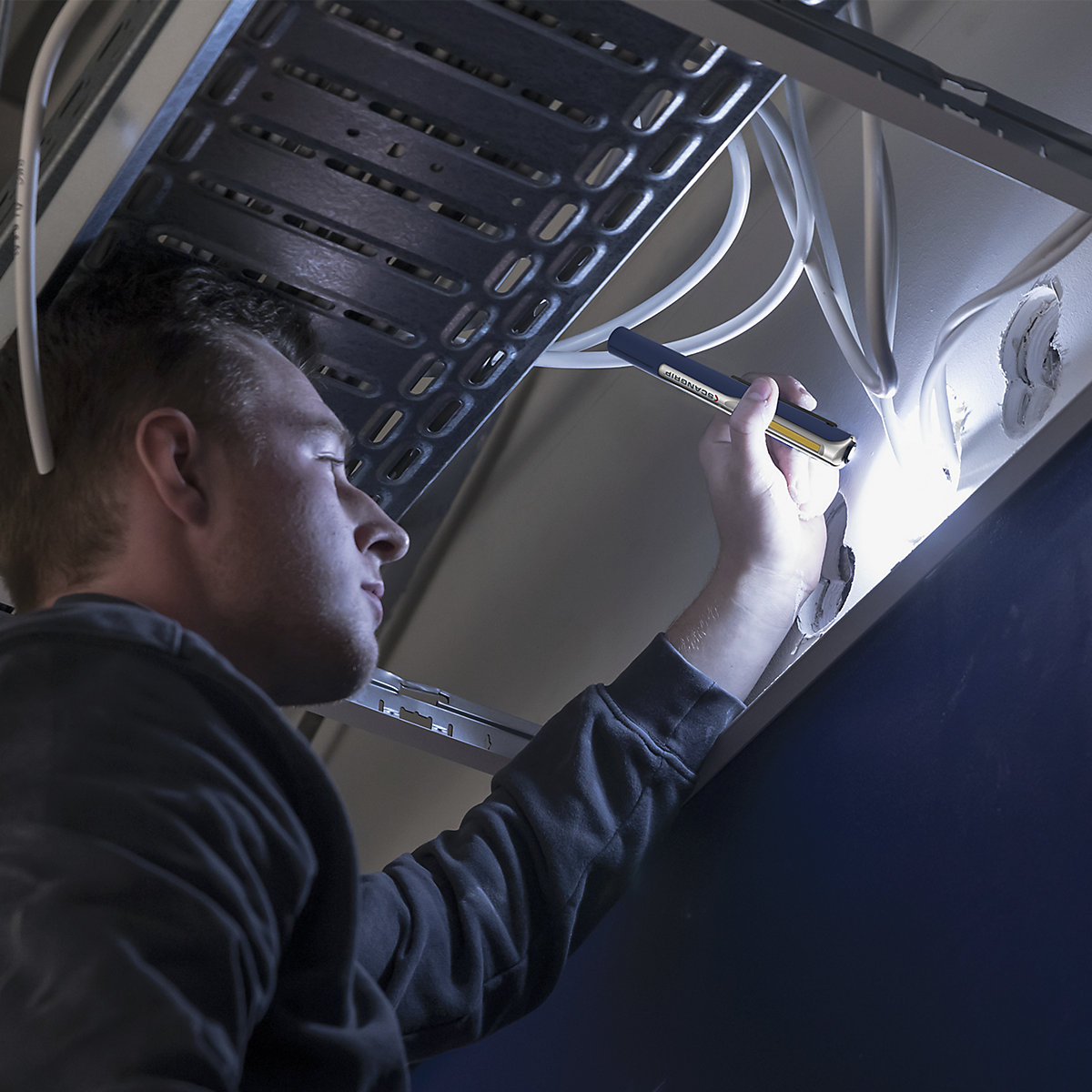 Lanterna LED tipo caneta recarregável MAG PEN 3 – SCANGRIP (Imagem do produto 5)-4