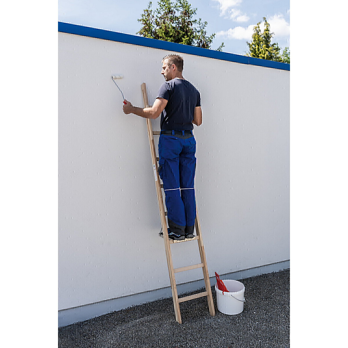 Escalera de mano de madera – MUNK (Imagen del producto 2)-1