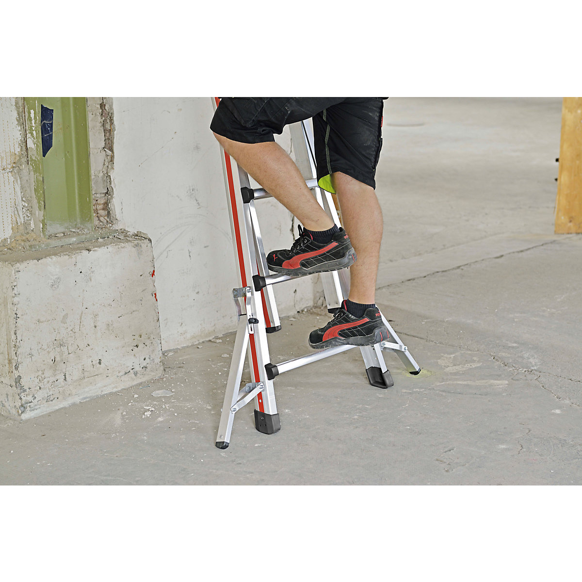 Escalera telescópica – HYMER (Imagen del producto 7)-6