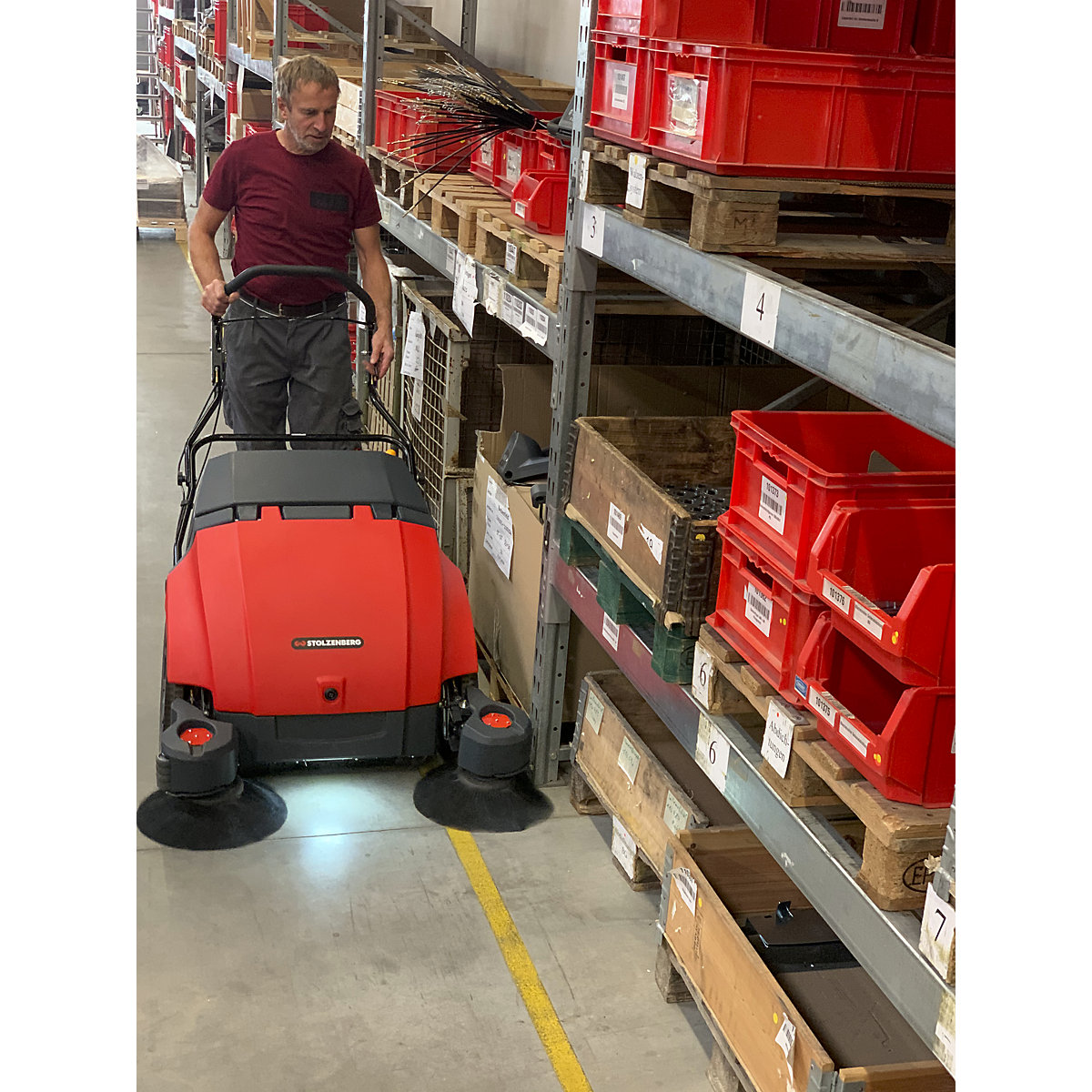 Twin Sweep 900 sweeping machine (Product illustration 2)-1