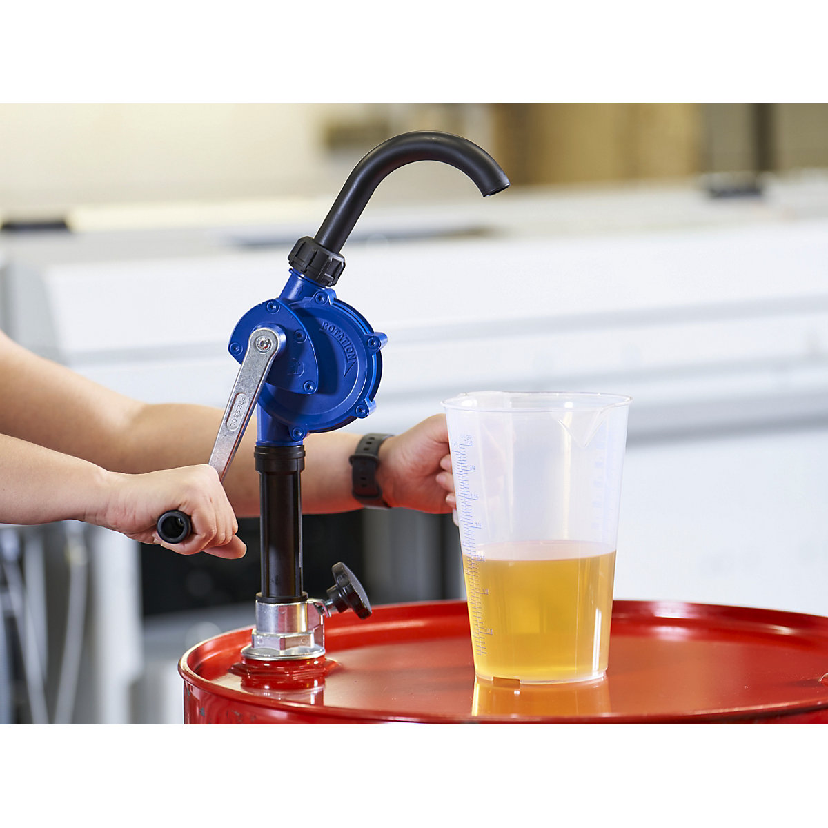Hand crank pump – PRESSOL (Product illustration 3)-2
