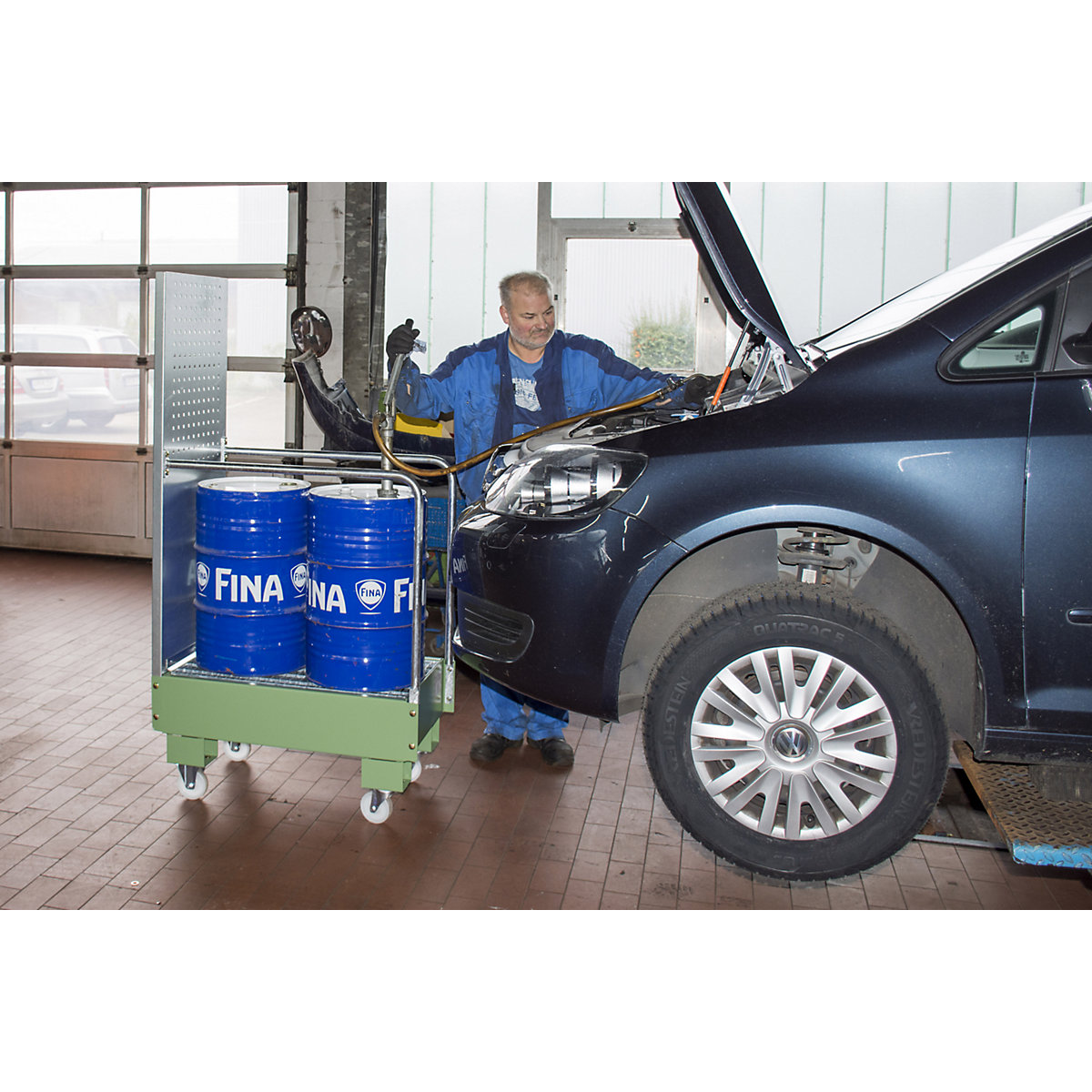 Mobile sump tray with perforated panel – eurokraft pro (Product illustration 2)-1