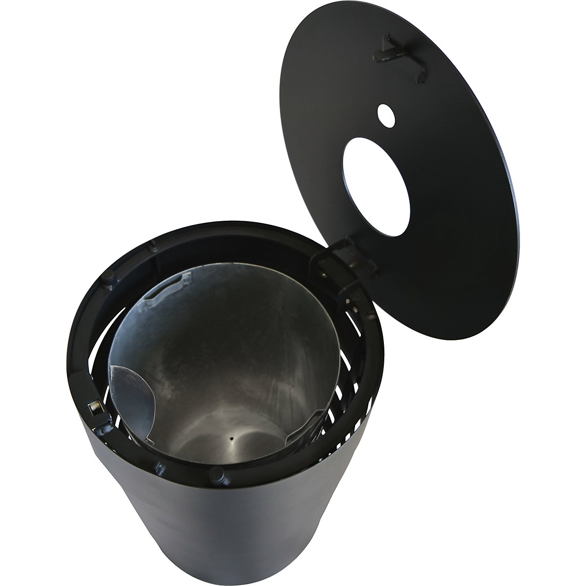 Outdoor waste collector (Product illustration 3)-2