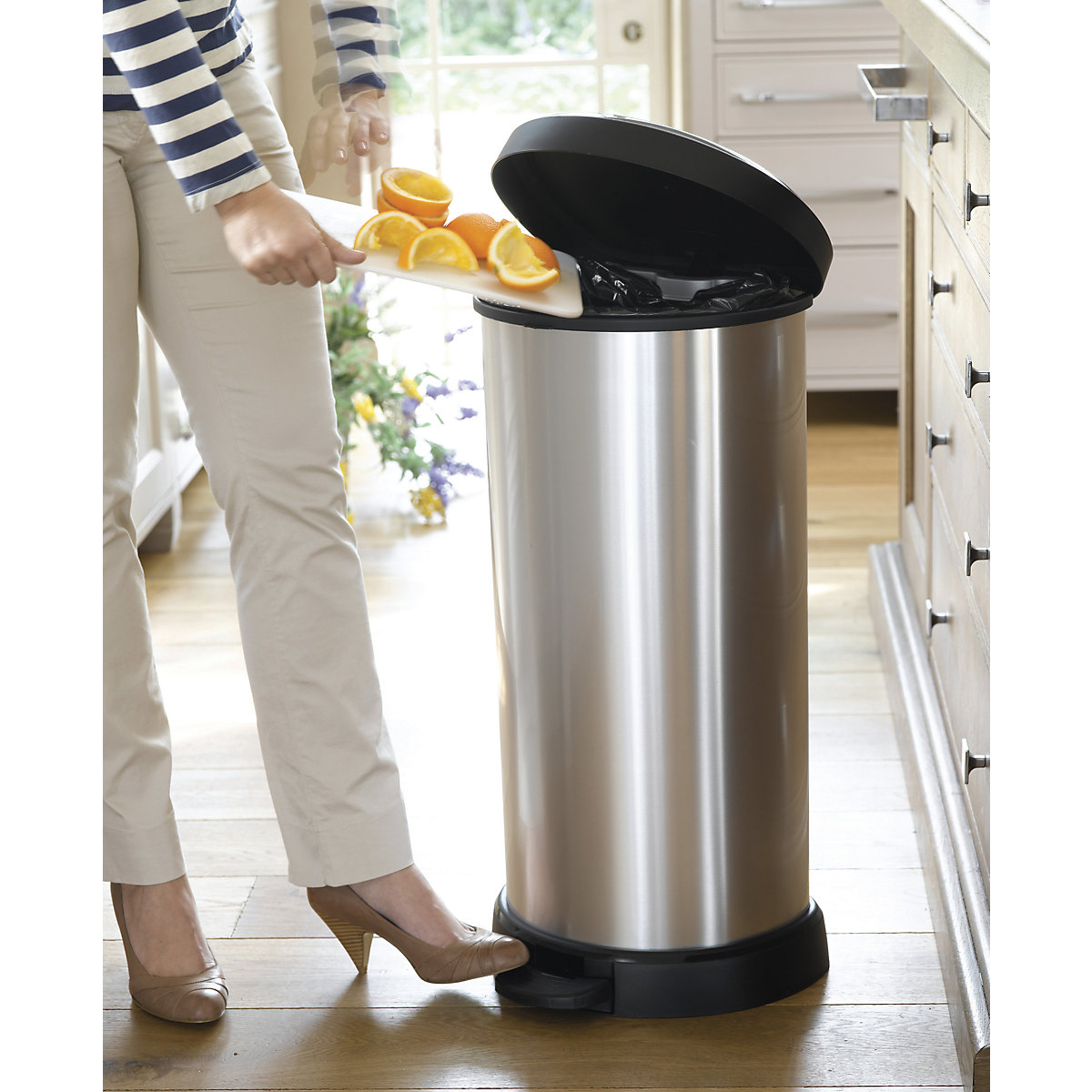 DECOBIN pedal bin, semi-circular (Product illustration 2)-1