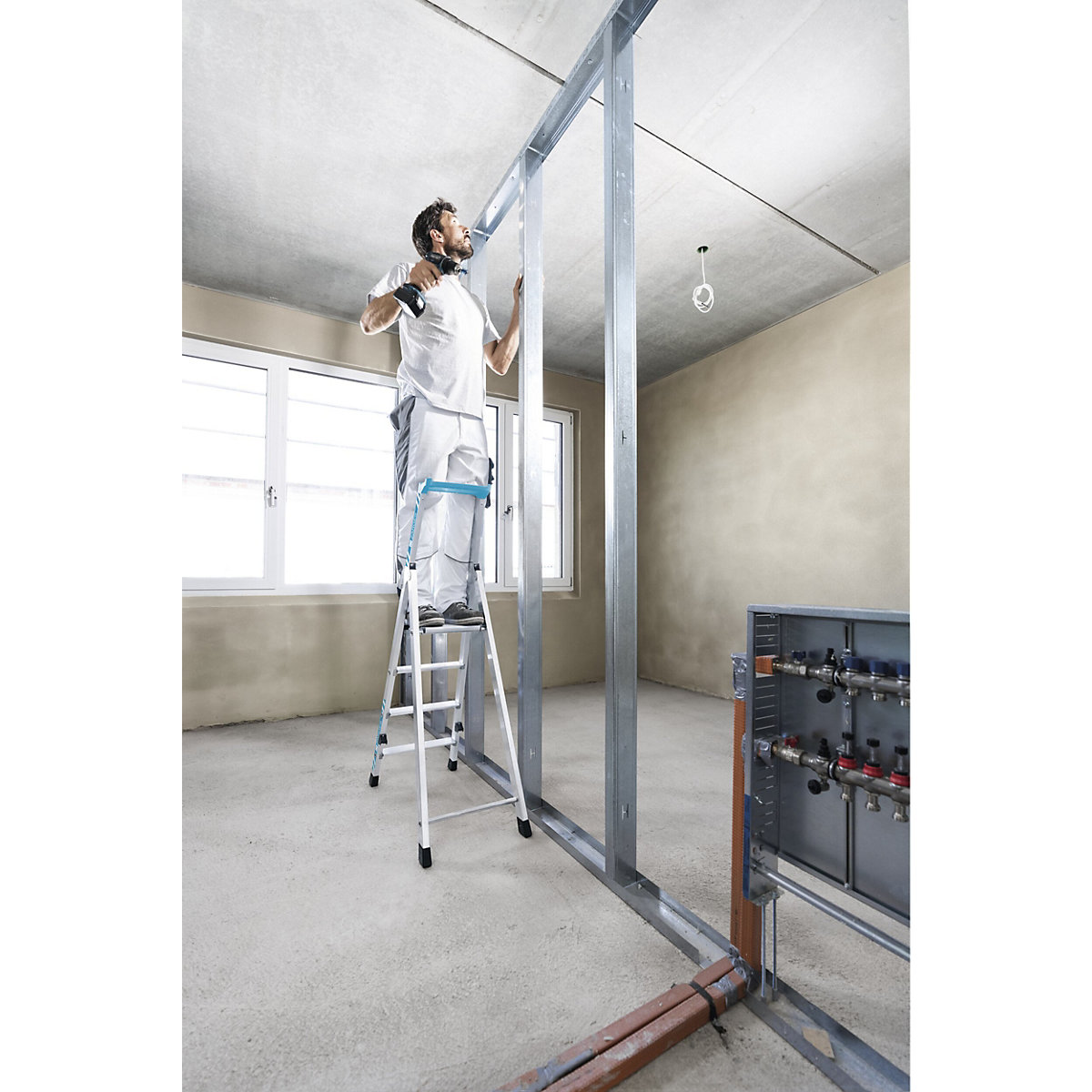 Escabeau à marches pliables, accessible d'un côté – ZARGES (Illustration du produit 5)-4