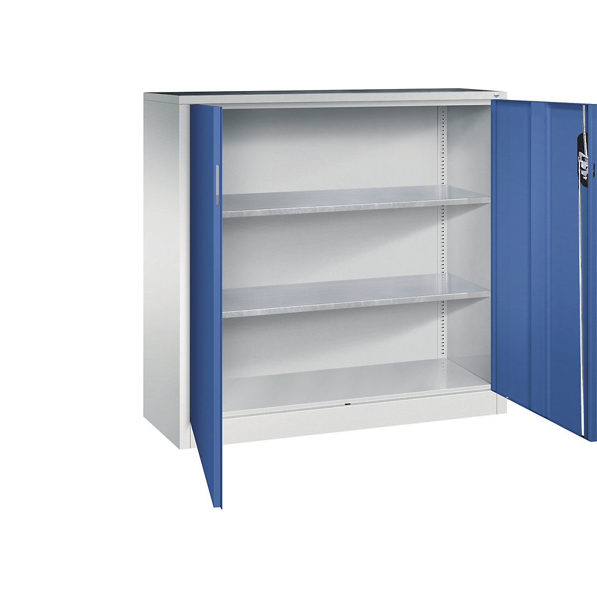 Armoire d'atelier hauteur bureau à portes battantes – C+P