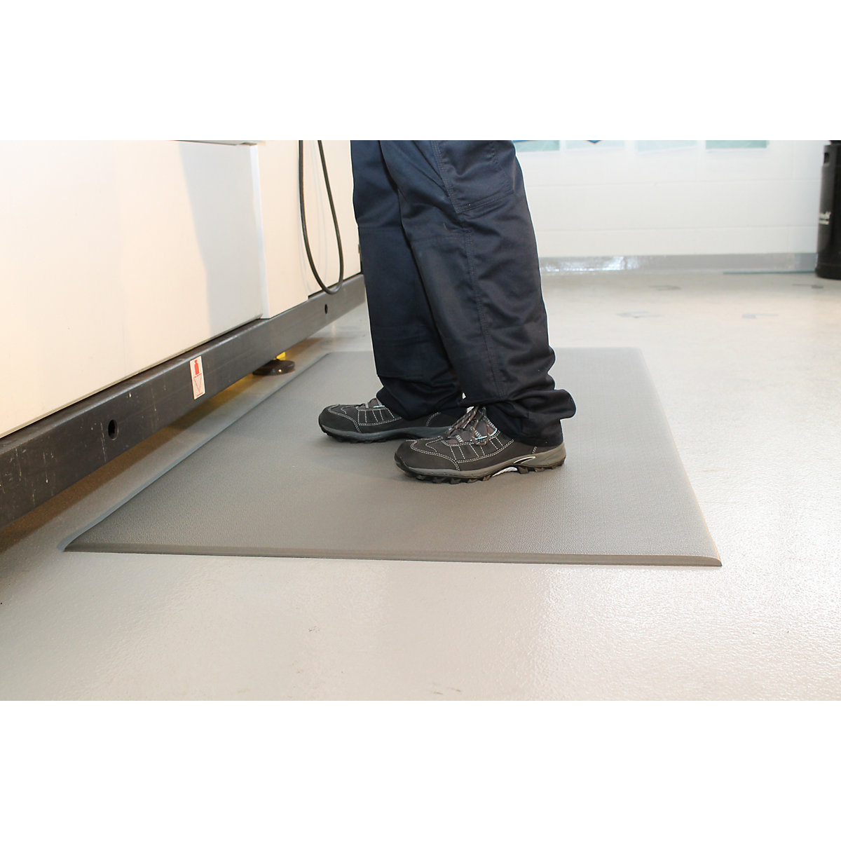 Tapis anti-fatigue Orthomat® – COBA (Illustration du produit 4)-3