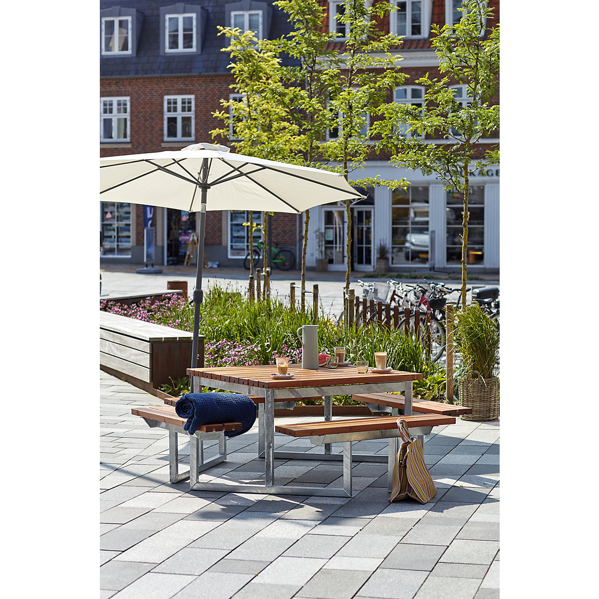 Ensemble table et bancs (Illustration du produit 4)-3