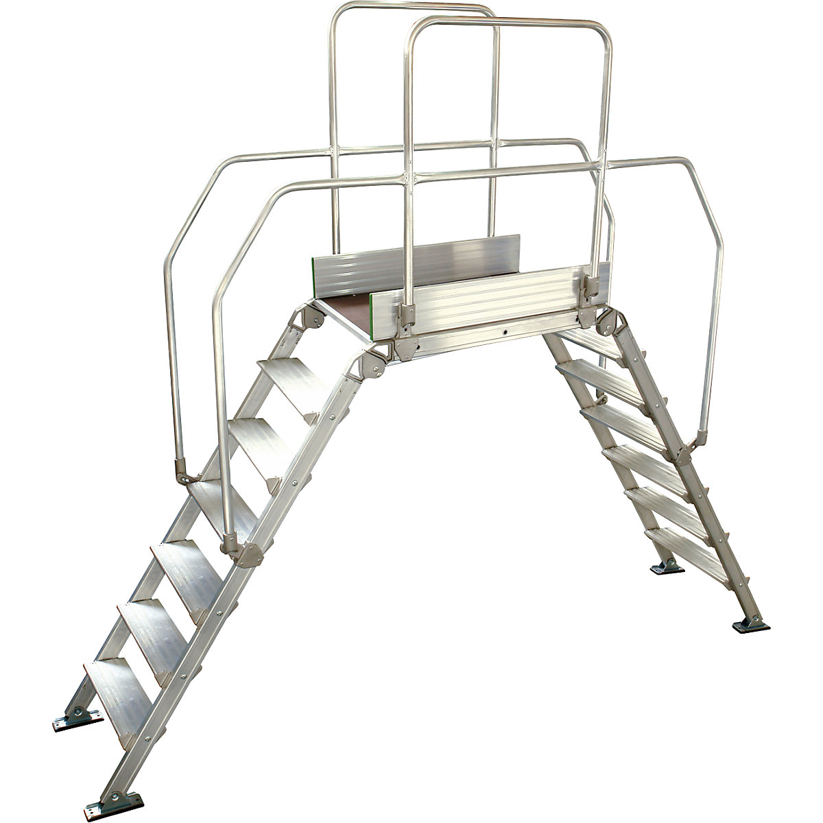 Pasarela de aluminio con escalera, carga máx. total 200 kg, 7 peldaños, plataforma 900 x 530 mm-13