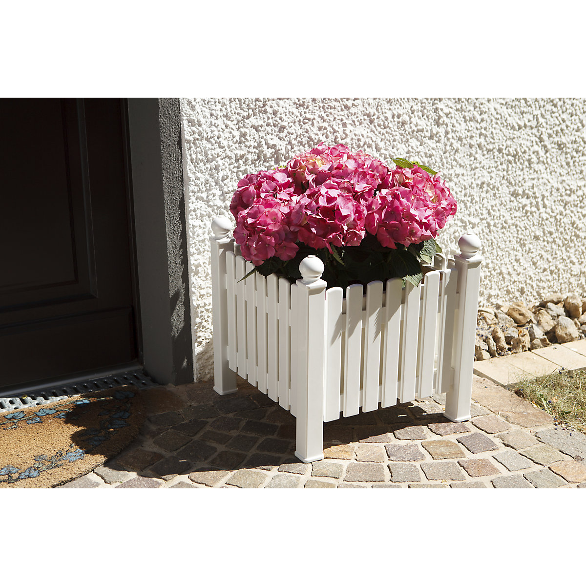 Planter box with insert (Product illustration 2)-1
