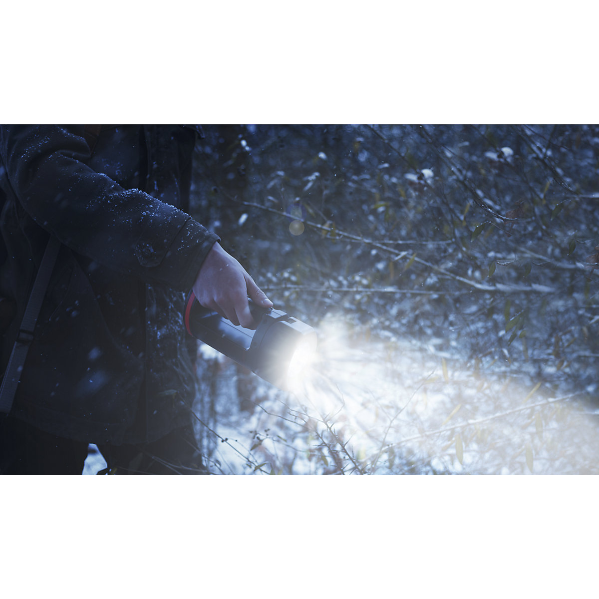 Akumulatorowy reflektor ręczny LED HS20R Pro – Ansmann (Zdjęcie produktu 5)-4