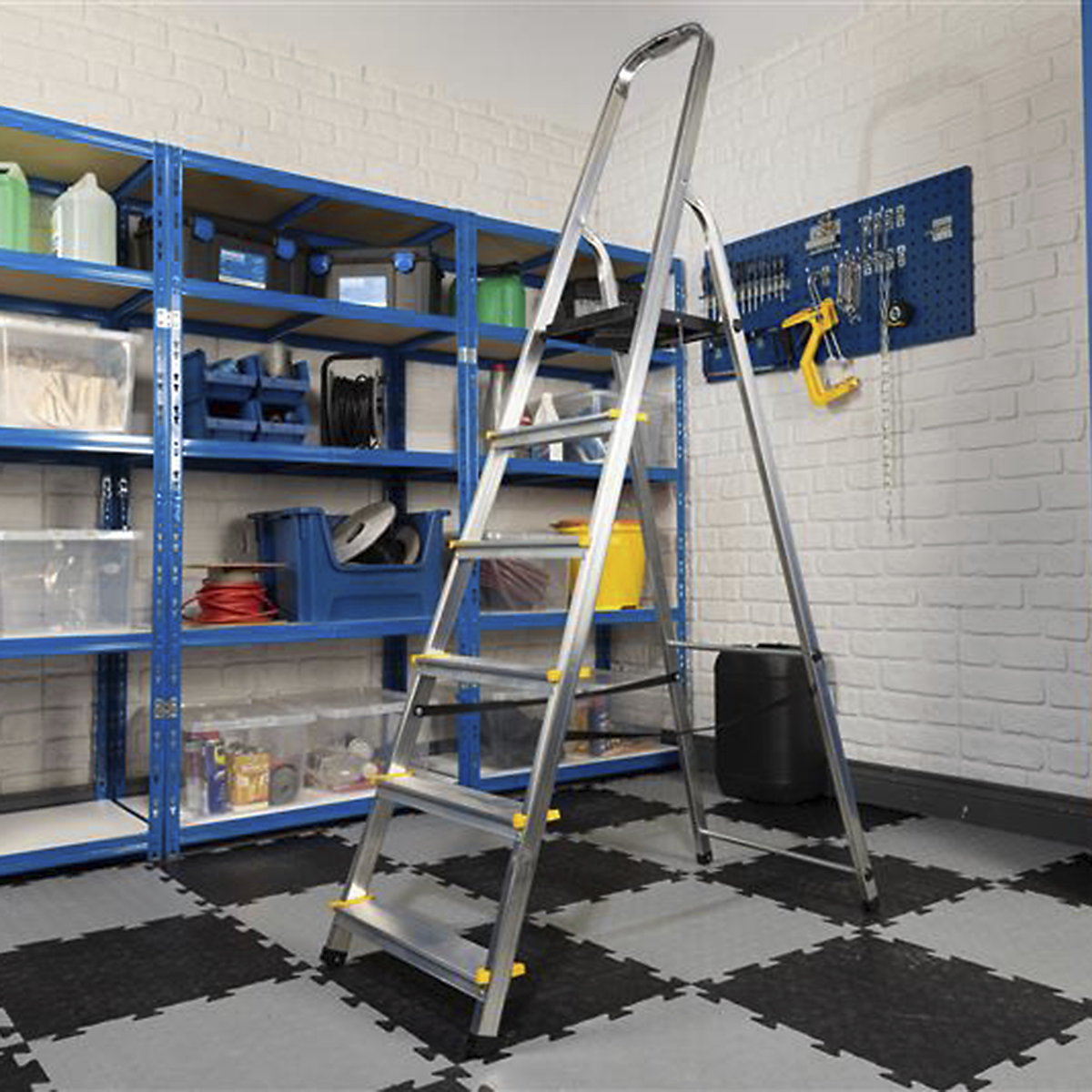 BiGDUG Aluminium Step Ladders EN131 (Product illustration 13)-12