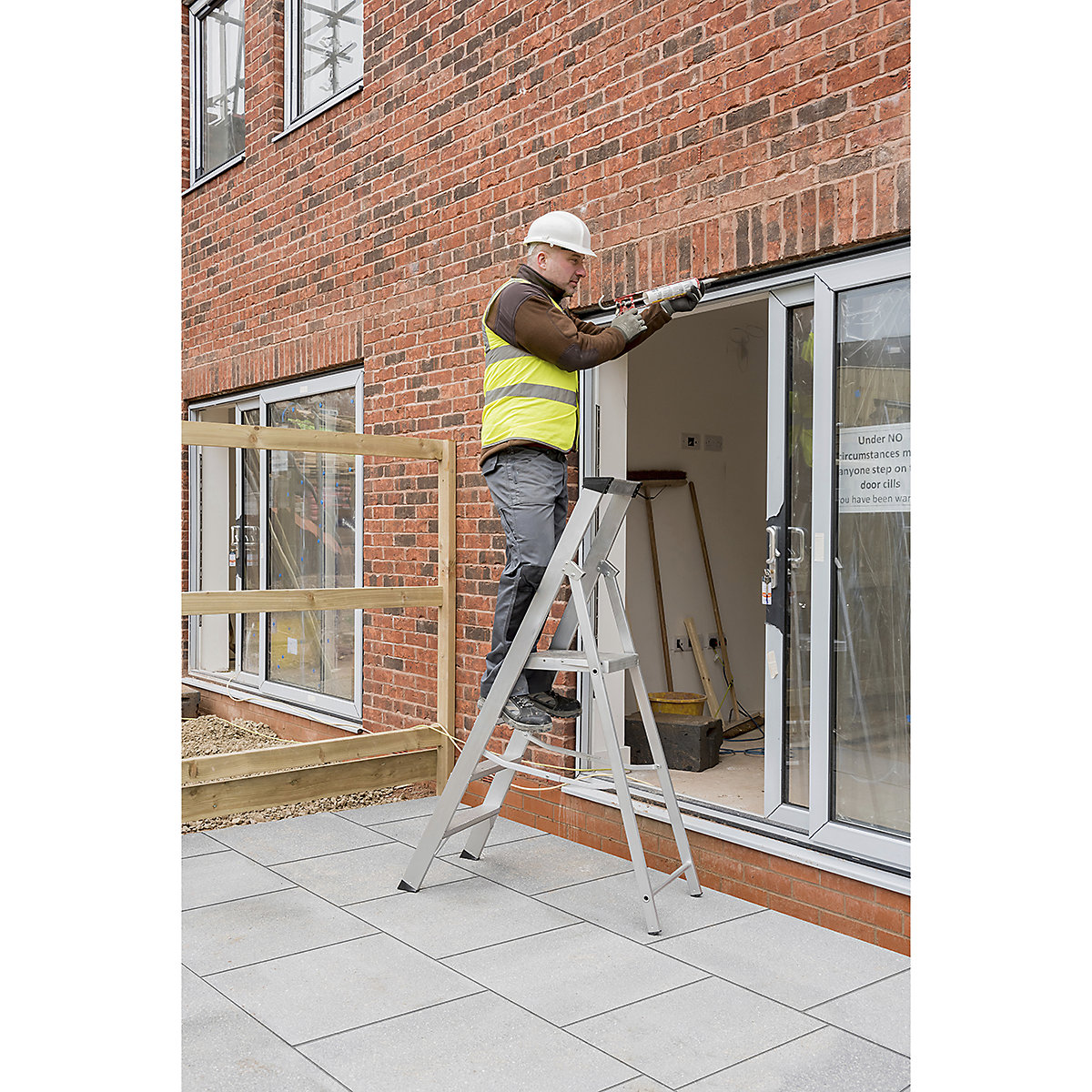 Werner Mastertrade Platform Step Ladder (Product illustration 12)-11