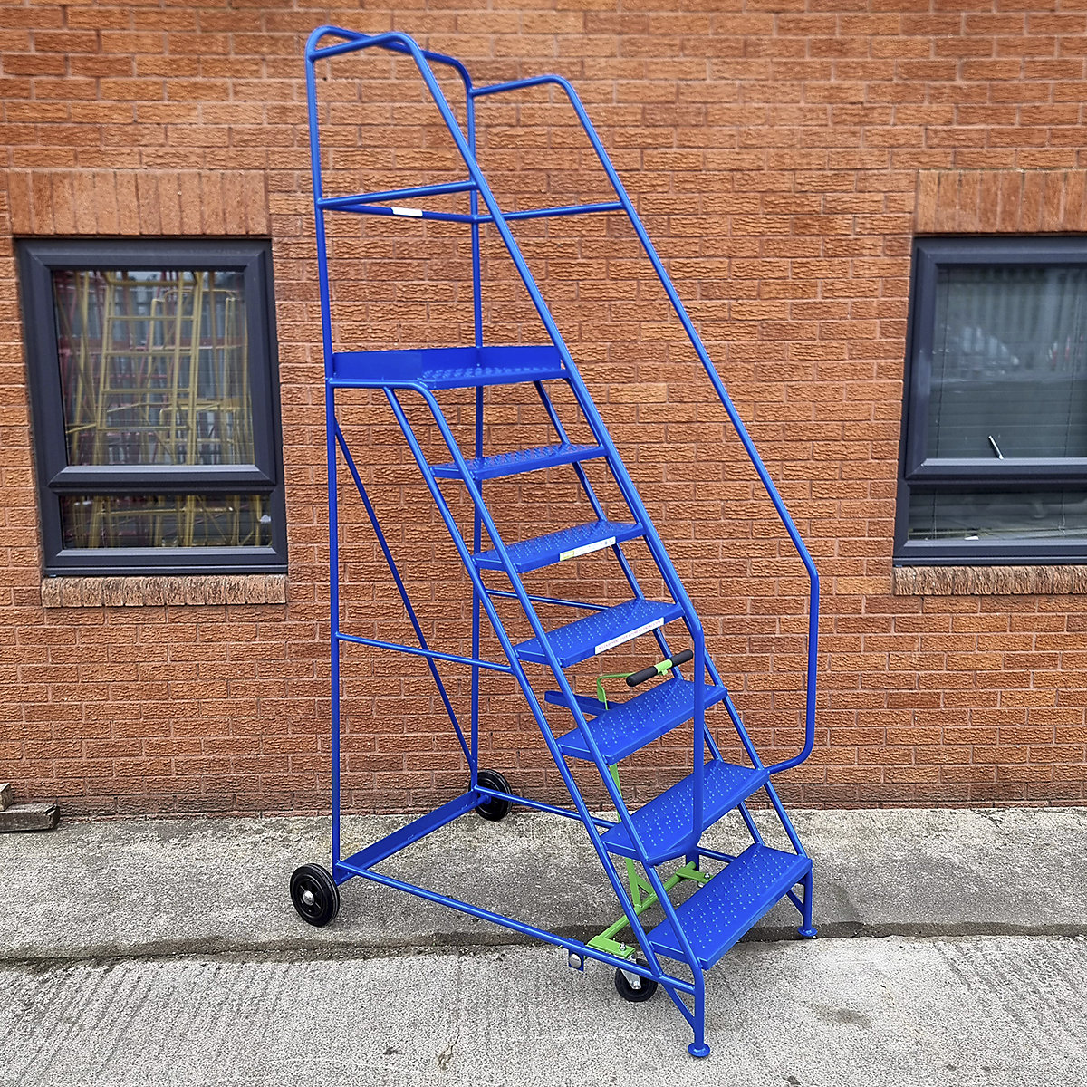 Klime-Ezee Extra-Wide Mobile Steps (Product illustration 5)-4