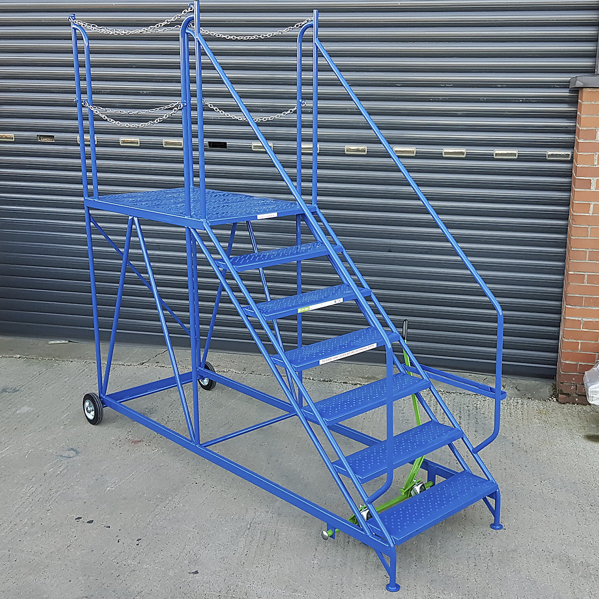 Klime-Ezee Truck Dock Platform (Product illustration 3)-2