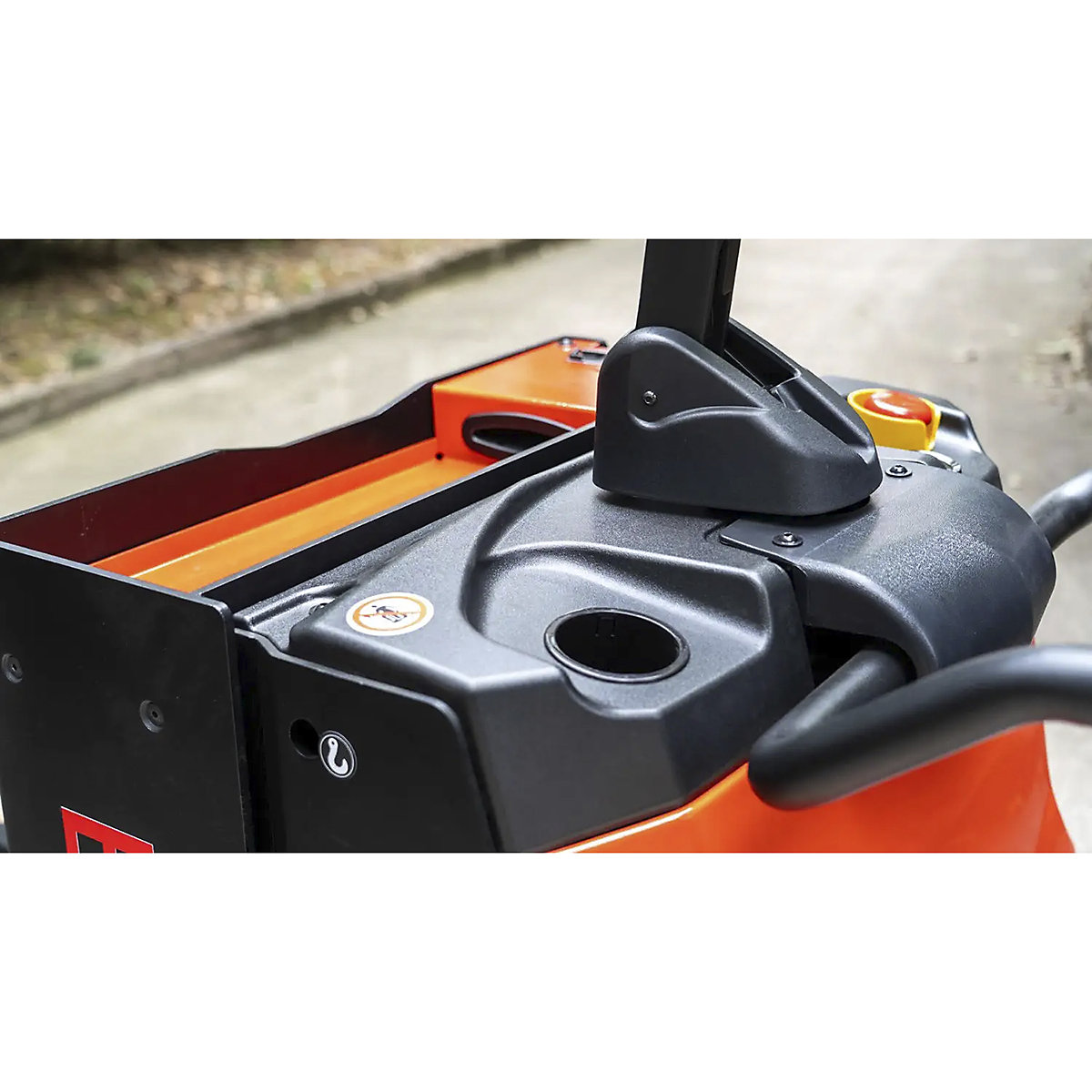 EP Ride-On Powered Pallet Truck | BS EN3691-5 (Product illustration 4)-3