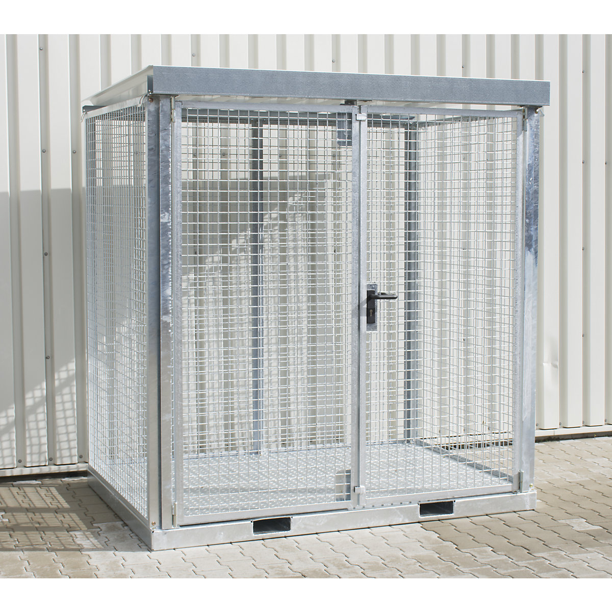 Assembled mesh gas cylinder cages – eurokraft pro, 45 cylinders with Ø 220 mm, ribbed sheet metal floor-5