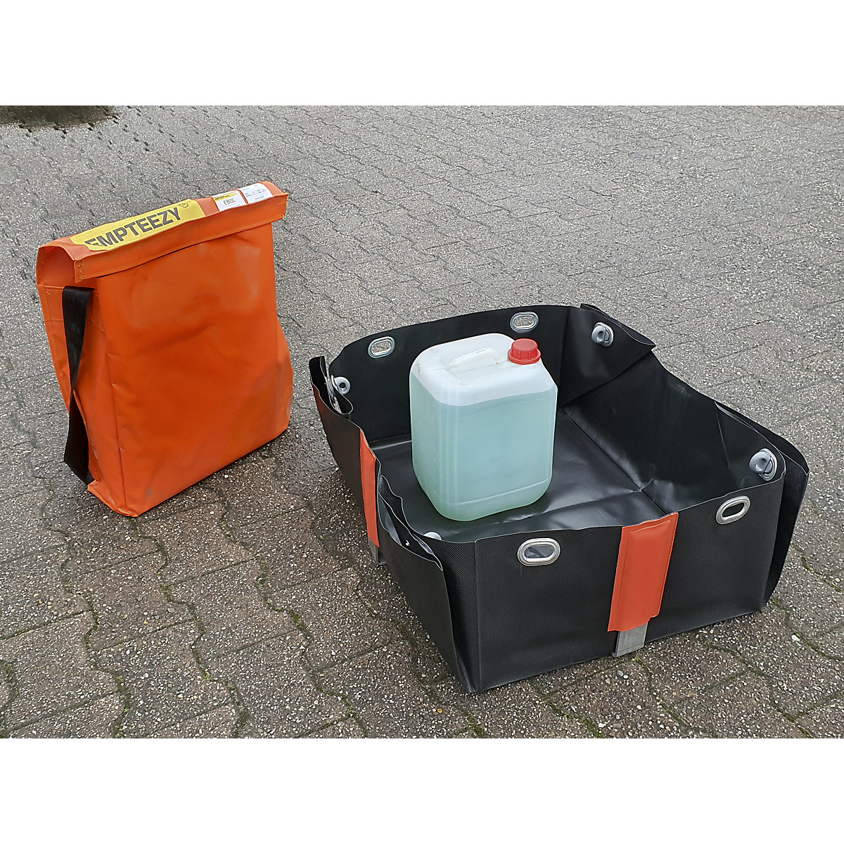 Folding sump tray (Product illustration 2)-1