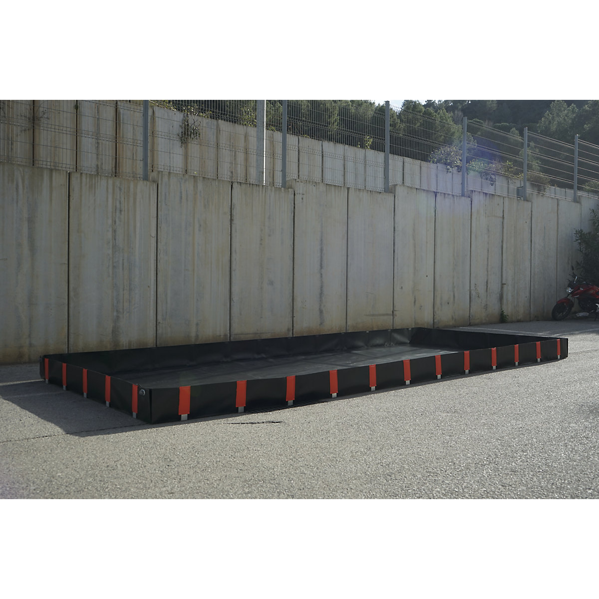 Folding sump tray (Product illustration 4)-3