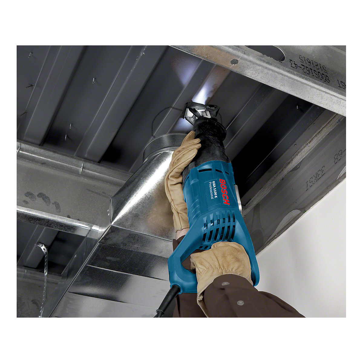 Sierra de sable GSA 1100 E Professional – Bosch (Imagen del producto 2)-1