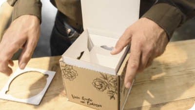 Cajas para conservar la delicadeza de las rosas 160