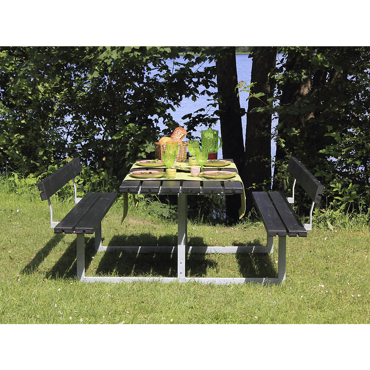Ensemble table et bancs (Illustration du produit 2)-1