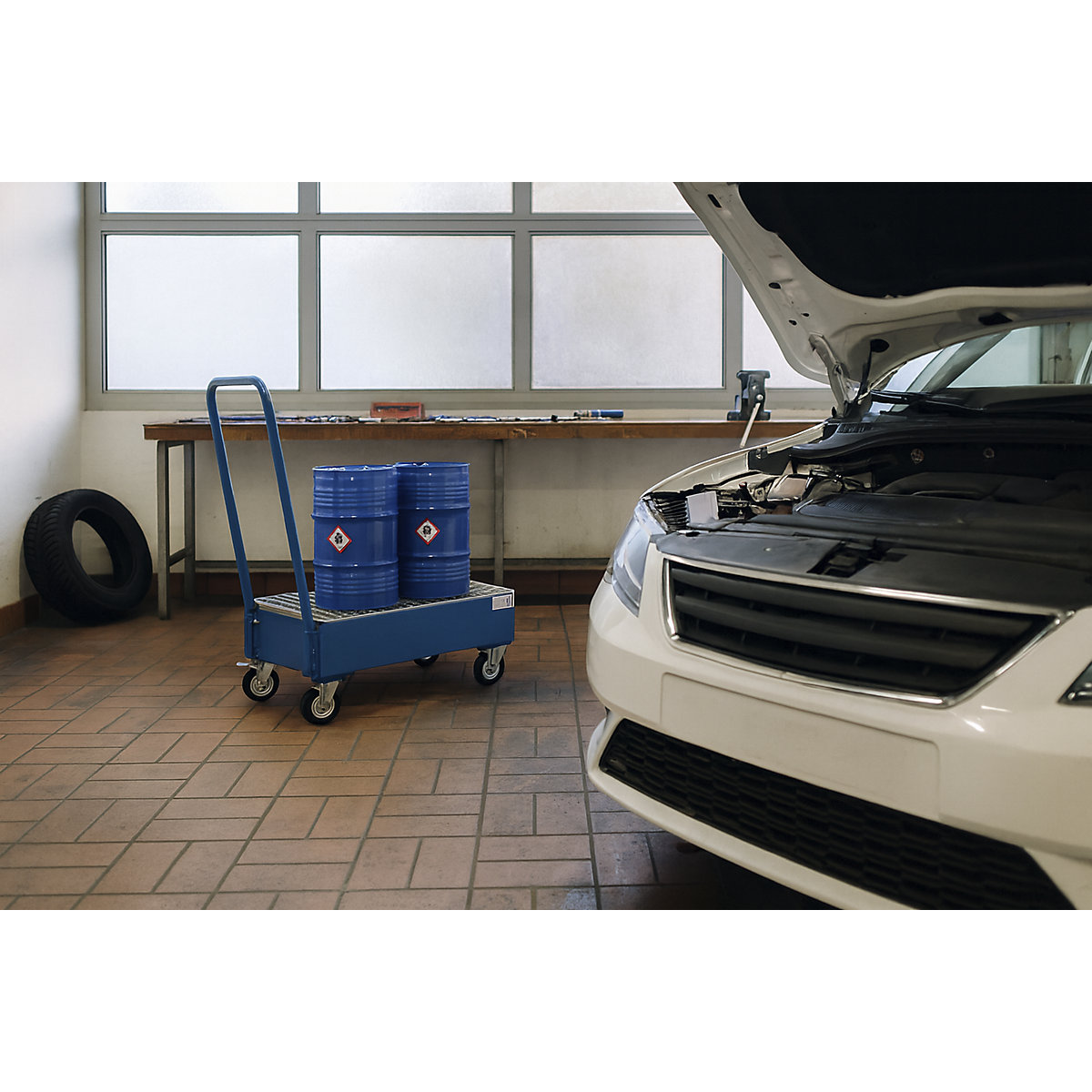 Mobil felfogótálca acéllemezből – eurokraft basic (Termék képe 9)-8