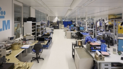 ESD-werkplekken voor KLM Component Services | Duurzame onderhoudsoplossingen wt$