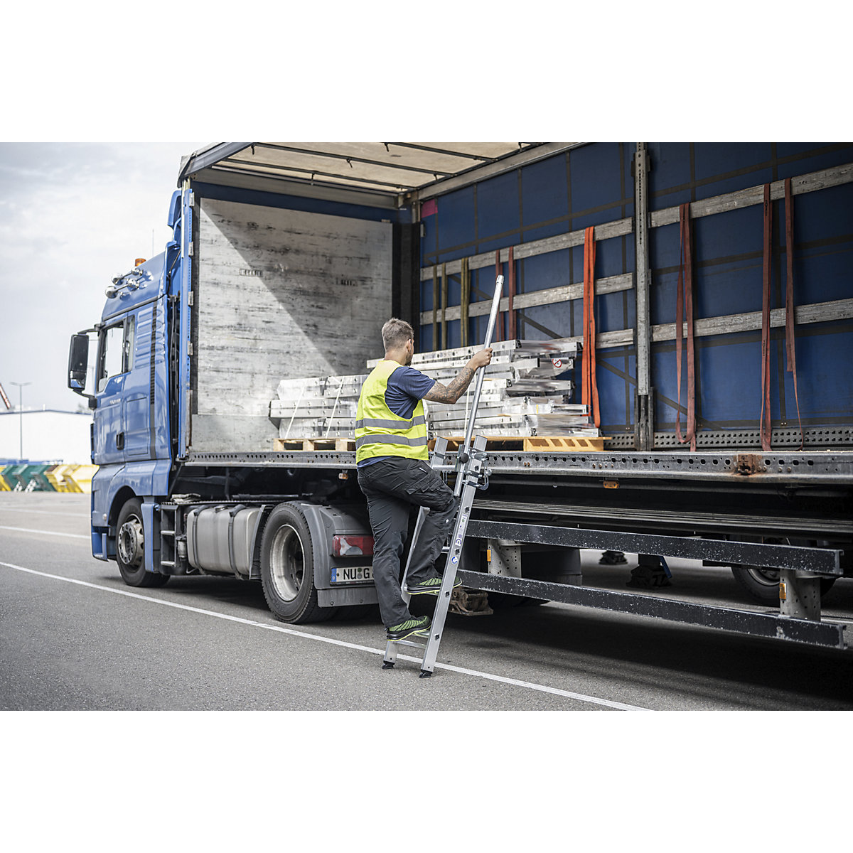 Aanlegladder met treden vrachtwagen / aanhangwagen – MUNK (Productafbeelding 5)-4