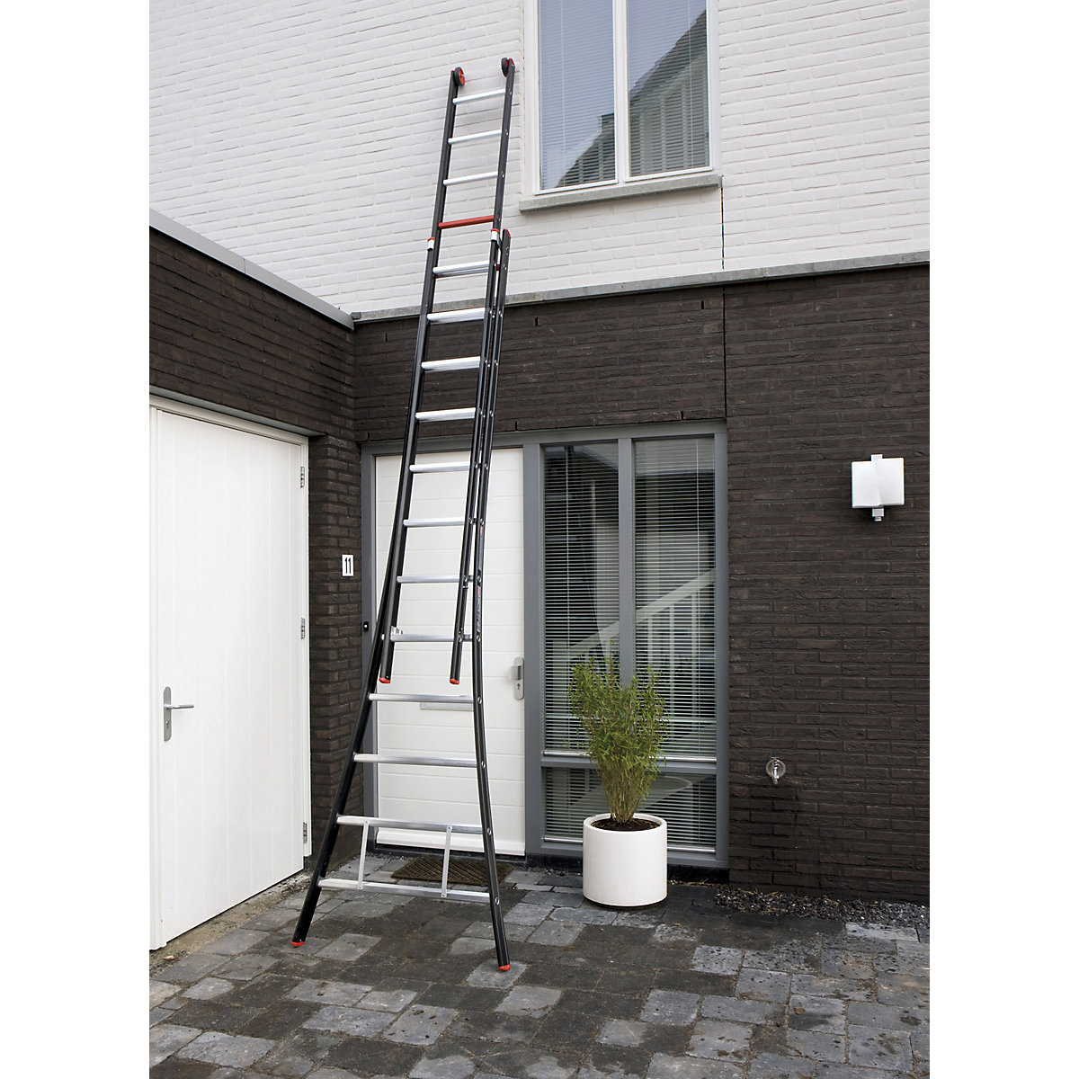 Push-up ladder, 2 part, extendable – Altrex (Product illustration 3)-2