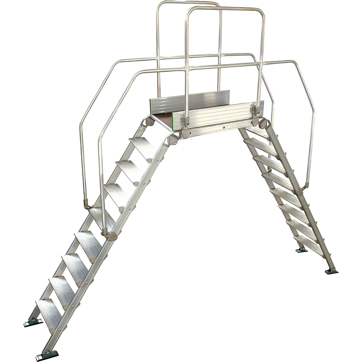 Aluminijasta premostitvena lestev, skupna obremenitev 200 kg, 9 stopnic, podest 900 x 530 mm