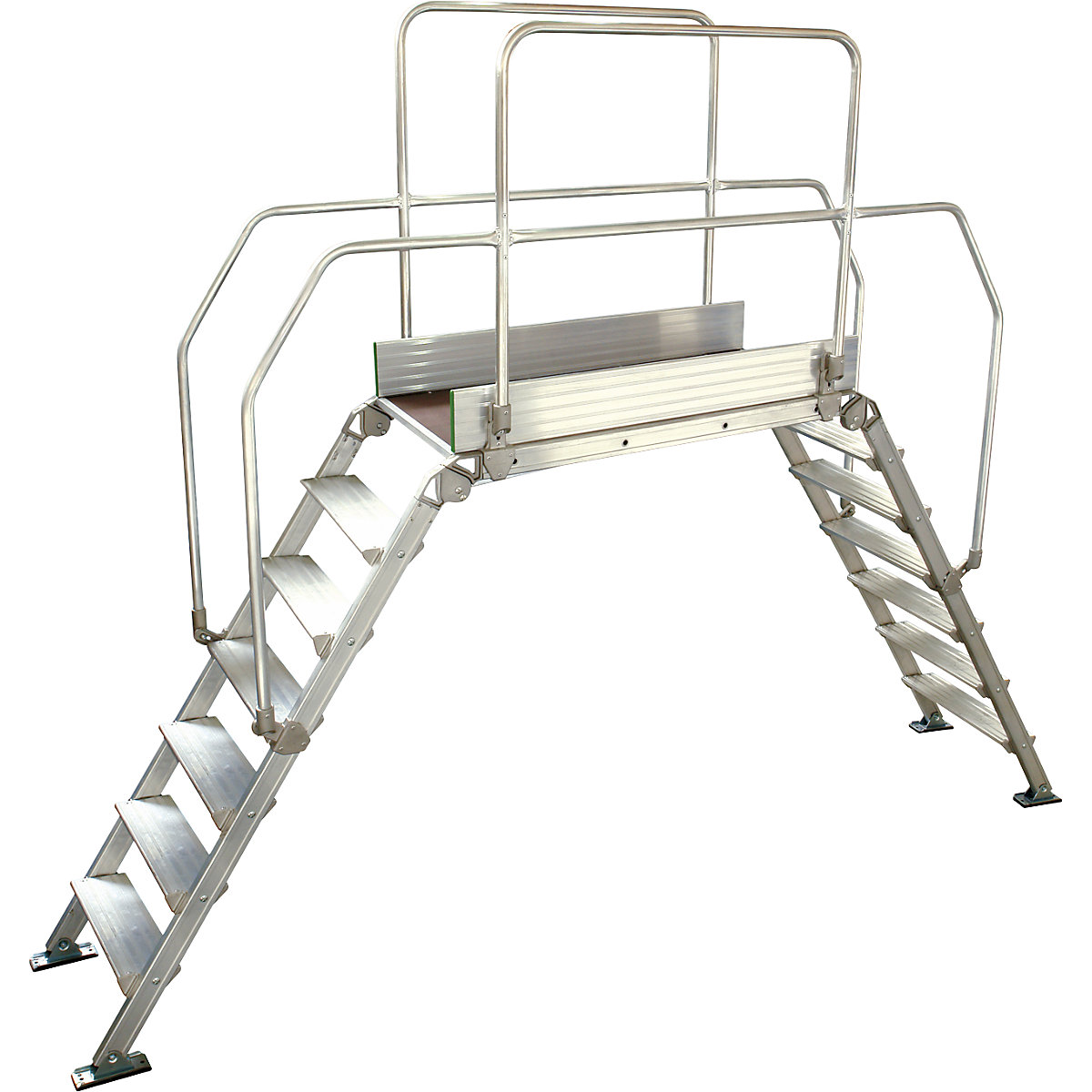 Aluminijasta premostitvena lestev, skupna obremenitev 200 kg, 7 stopnic, podest 1200 x 530 mm