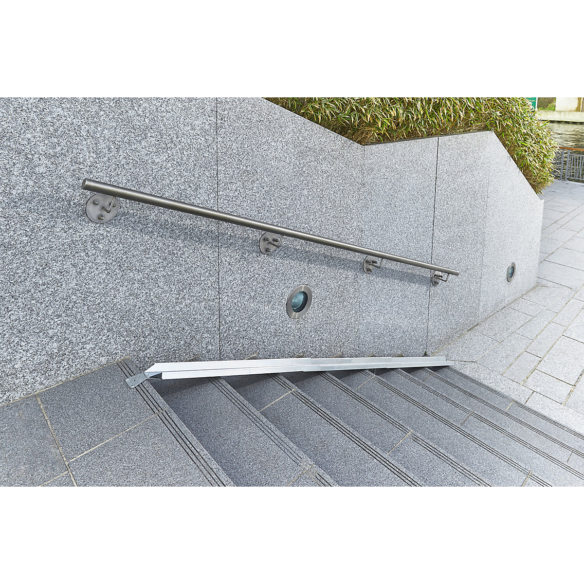 Bicycle ramp – Mottez (Product illustration 3)-2