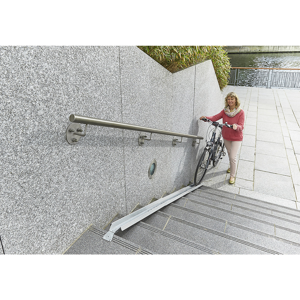 Bicycle ramp – Mottez (Product illustration 4)-3