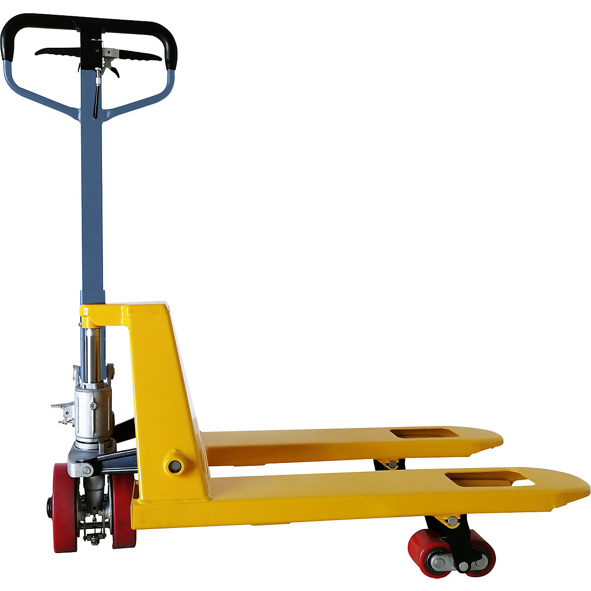 Pallet truck with brake, max. load 2500 kg, fork length 800 mm, 3+ items