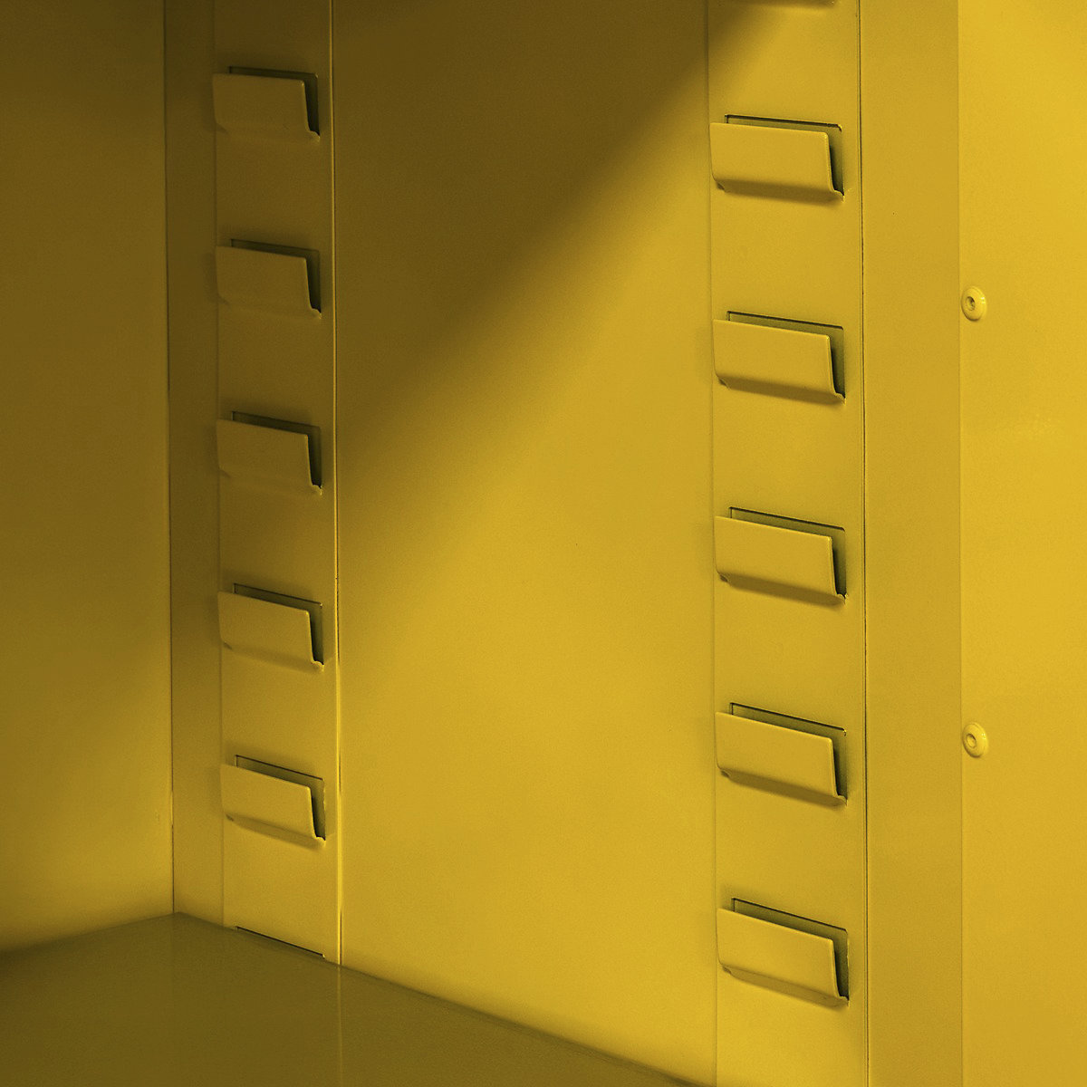 BiGDUG Flammable COSHH Storage Cabinets | Fire Rated: FM6050 10 Minutes (Product illustration 9)-8