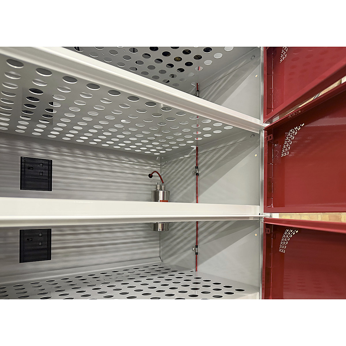 Mercian Fire Suppression Charging Locker (Product illustration 5)-4