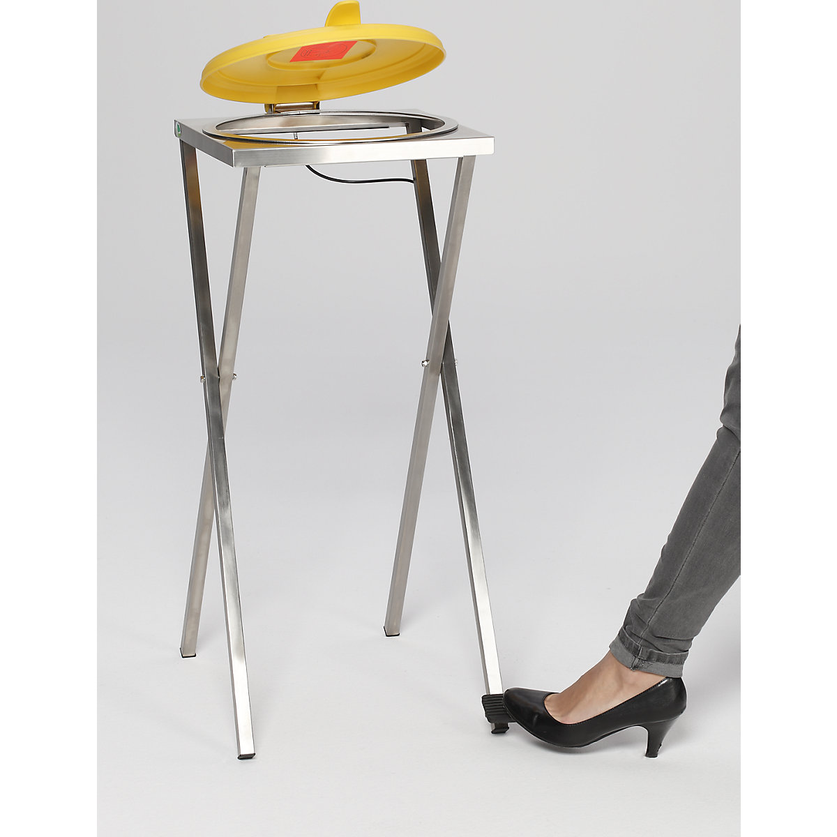 Soporte higiénico de acero inoxidable para bolsas de basura &ndash; VAR