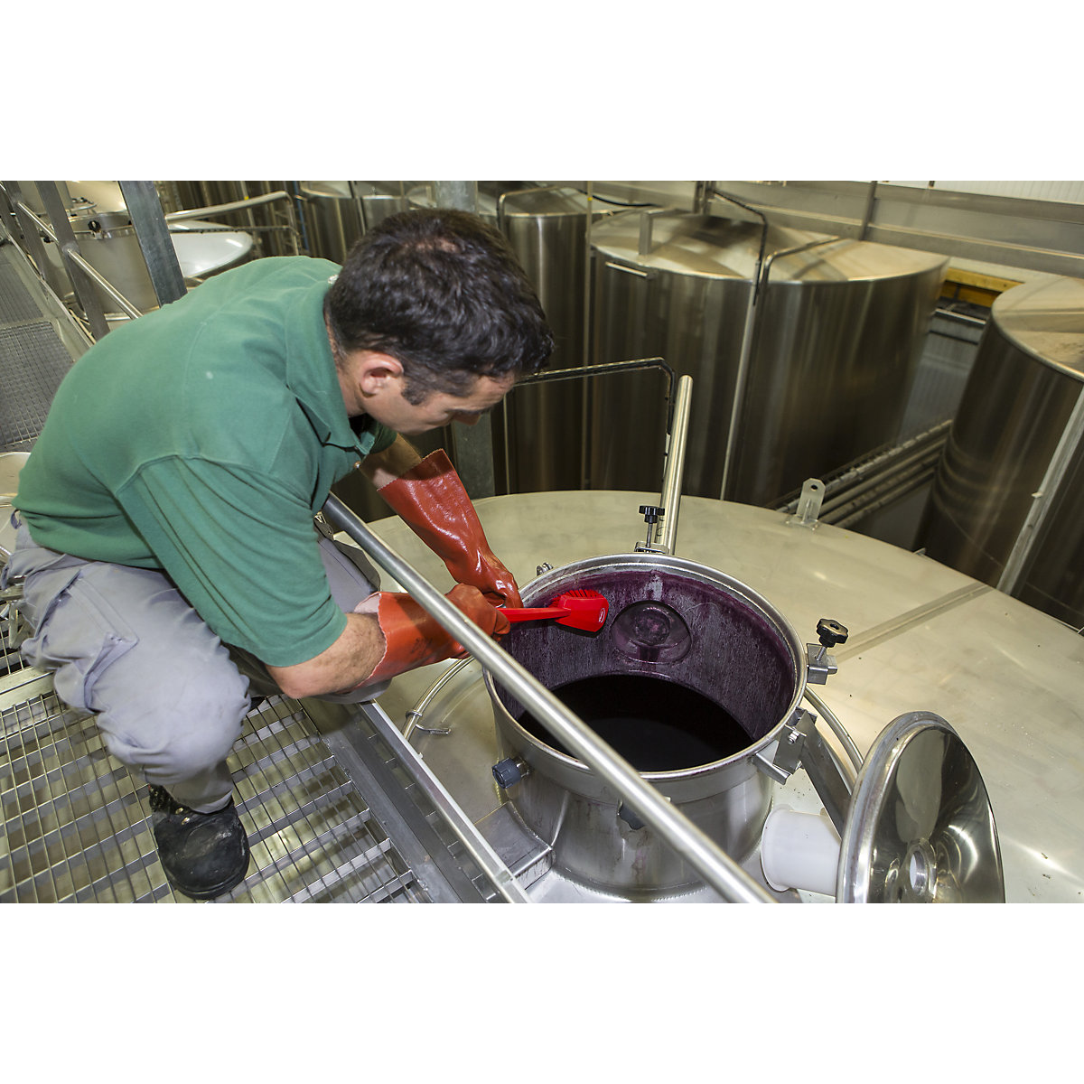 Cepillo de lavado con palo largo – Vikan (Imagen del producto 5)-4